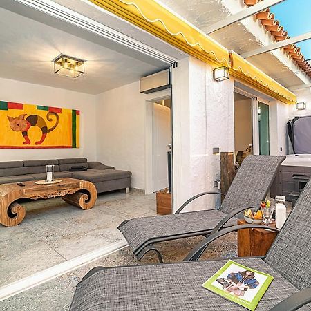 Mogan Luxury Apartment, Sea Views, Jacuzzi And Sauna. Esterno foto