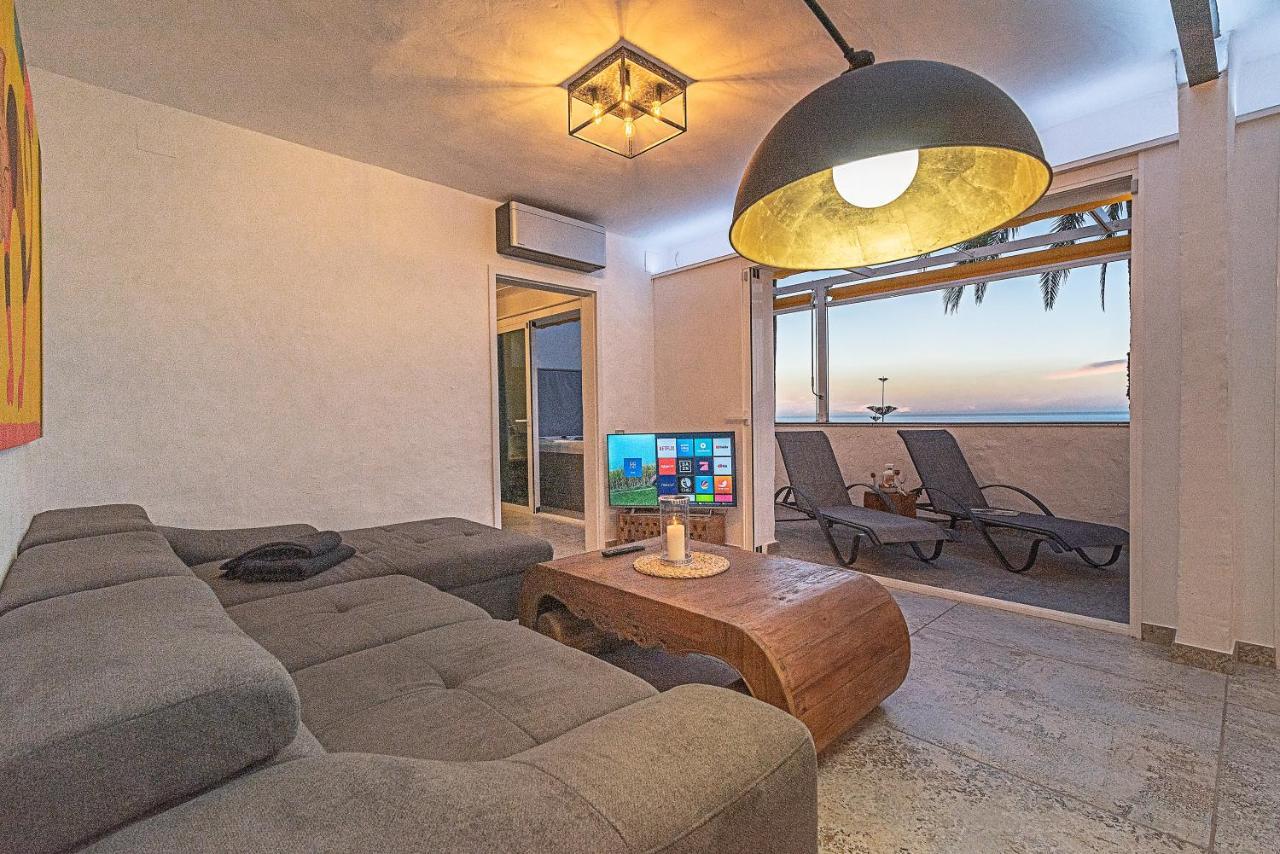 Mogan Luxury Apartment, Sea Views, Jacuzzi And Sauna. Esterno foto