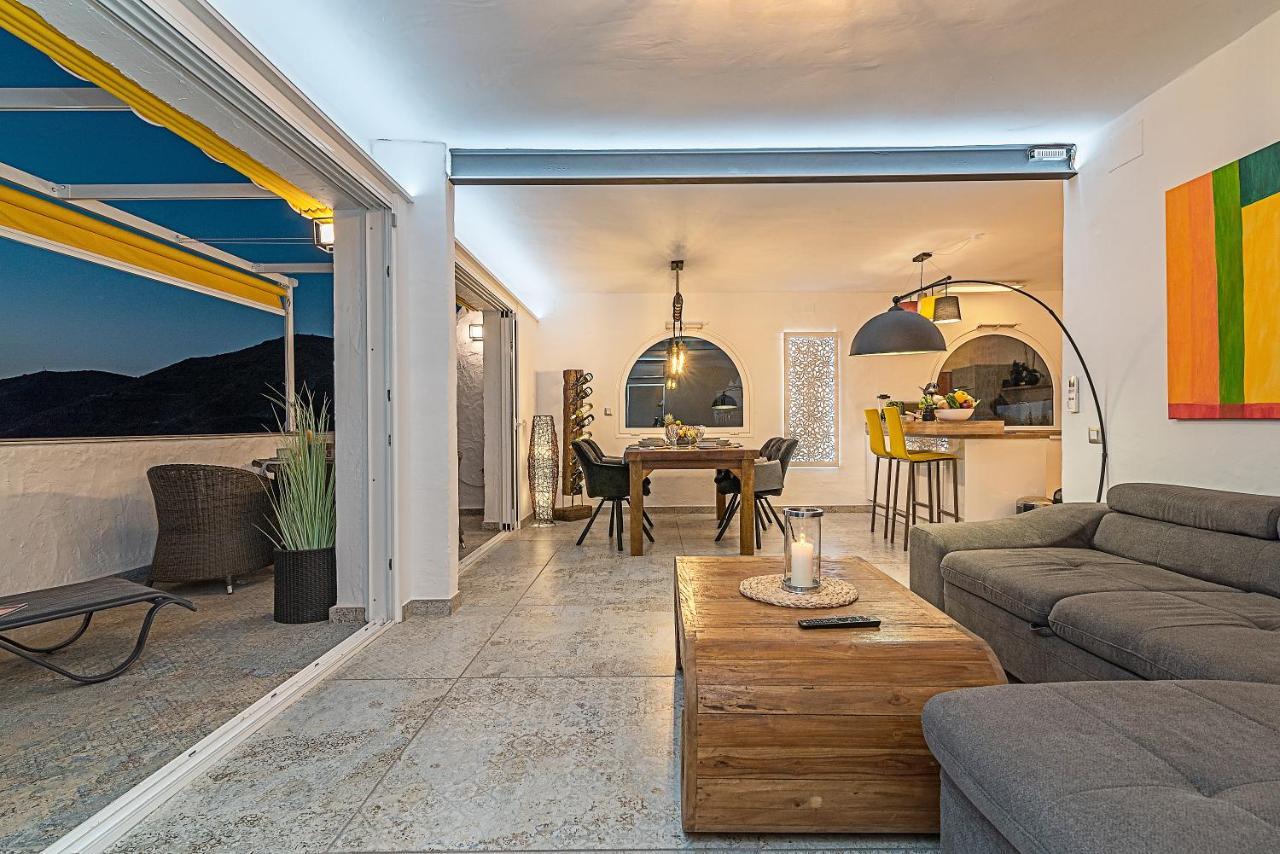 Mogan Luxury Apartment, Sea Views, Jacuzzi And Sauna. Esterno foto